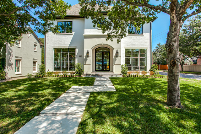 newly repriced doris jacobs markets 4400 larchmont designers corner larchmont