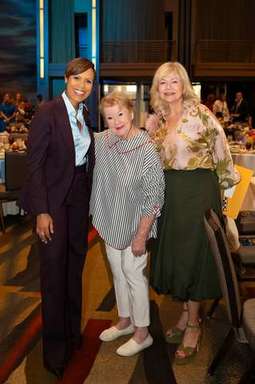 NFNL Stand for Her Luncheon