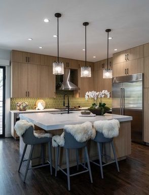 Thinking-About-Opening-Up-Your-Kitchen-768x1001.jp