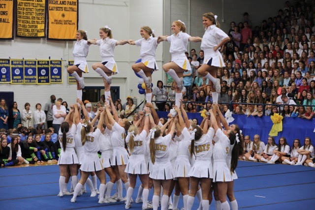 HPHS CHEERLEADERS PUMP UP SCOT SPIRIT AT FIRST PEP RALLY! - HPHS ...